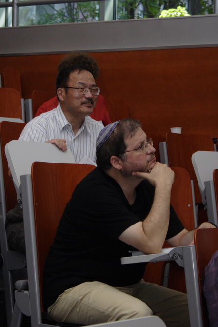 CIAA 2007 - img_5686-web.jpg (<i>Monday 16, 2007 - Morning Session</i>: Sheng Yu and Shmuel Tomi Klein)