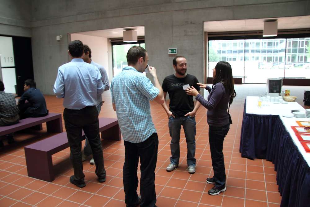 PSC 2013 - img_0053-web.jpg (Wednesday coffee break)