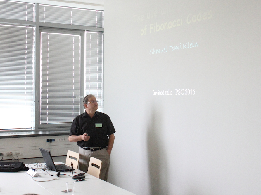 PSC 2016 - img_0500-web.jpg (Invited talk: Tomi S. Klein (foto: © Jan Holub, Jan Trvnek))